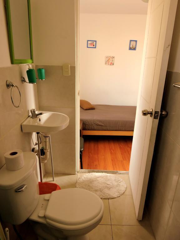 La Casa De Karla Hostel Lima Ngoại thất bức ảnh