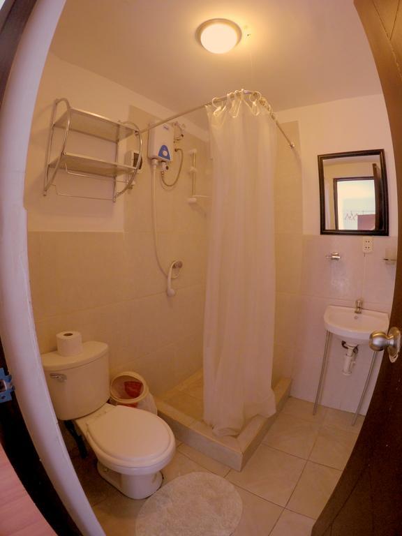 La Casa De Karla Hostel Lima Ngoại thất bức ảnh