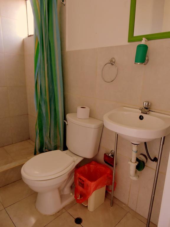 La Casa De Karla Hostel Lima Ngoại thất bức ảnh