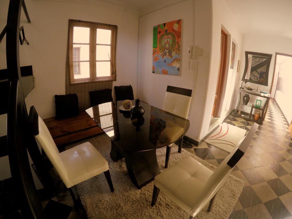 La Casa De Karla Hostel Lima Ngoại thất bức ảnh
